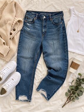 American Eagle Curvy Mom Jeans Distressed Raw Hem High Rise Blue Denim Size 14